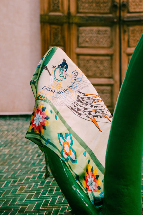 Falcon scarf